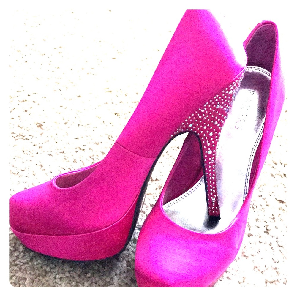 Bakers Hot Pink high heels
